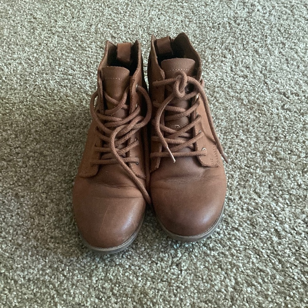 Steve Madden leather booties